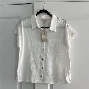 White Short Sleeve Button-Up Blouse